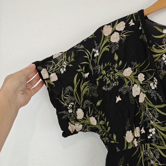 Reformation Lemongrass Floral Boho Wide Leg Jumpsuit V-neck Peek-a-boo Bodice 10 - Picture 12 of 16